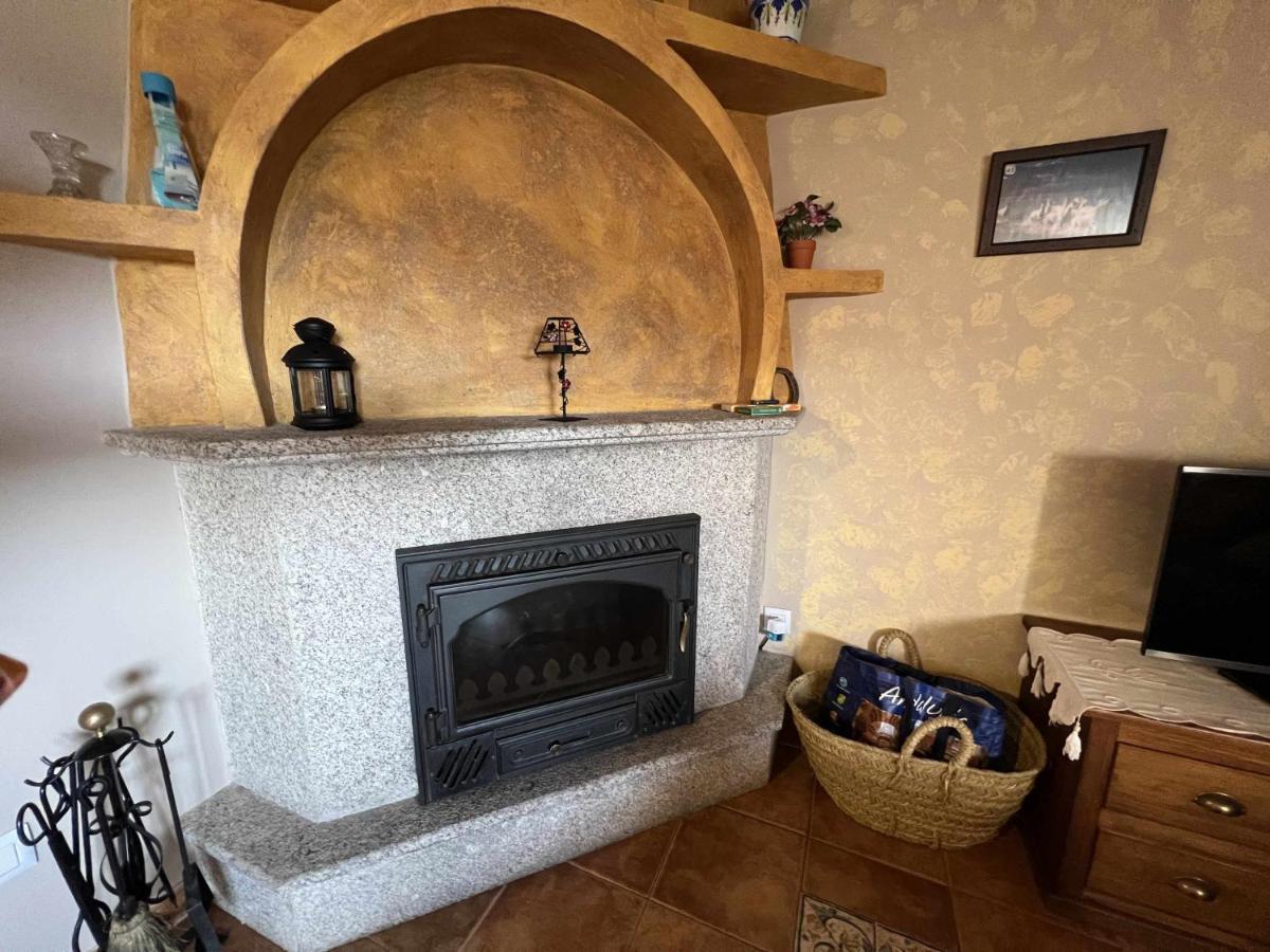 El Nido De Gredos Cuco Apartamento Con Chimenea ナバレドンダ・デ・グレドス エクステリア 写真